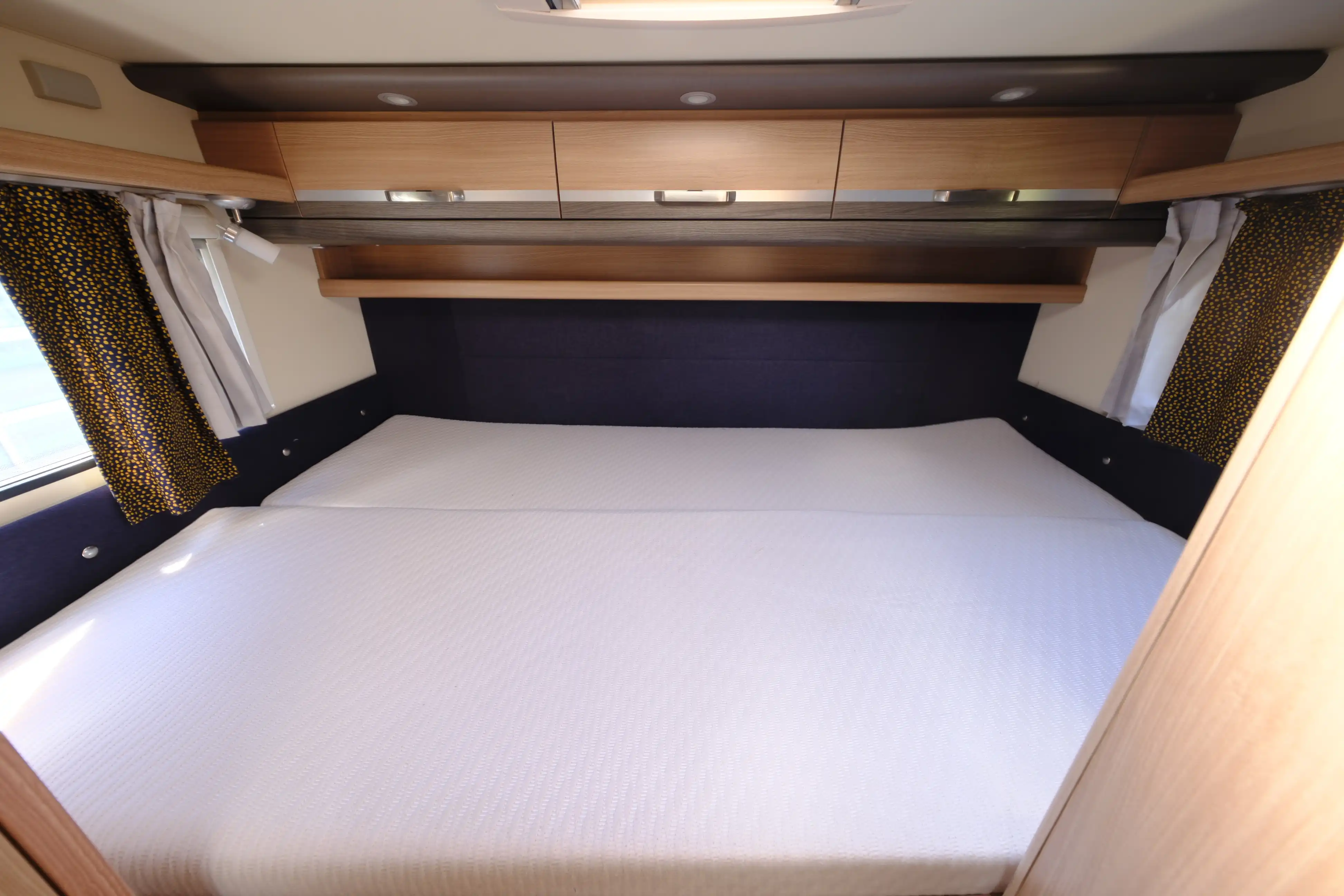 KNAUS Sky Traveller 650 DG Superlight - Ansicht 11